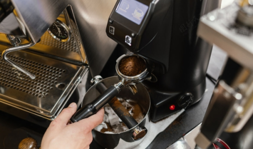 辦公室咖啡機(jī)選擇指南：如何挑選出最適合企業(yè)需求的品牌？